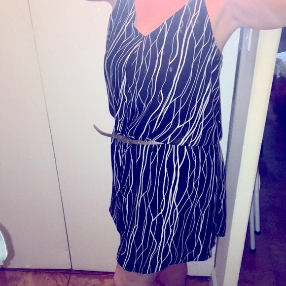 NWT Electric Lines - Vince Camuto - Adjustable Straps - Picture 1 of 7